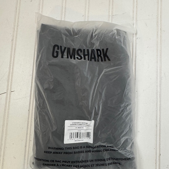 NEW Gymshark Whitney Flared Leggings Black - Picture 2 of 5
